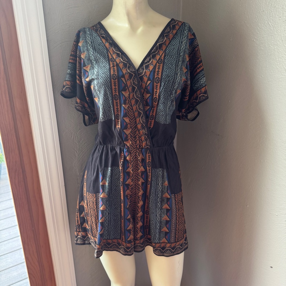Jealous Tomato Aztec romper size medium